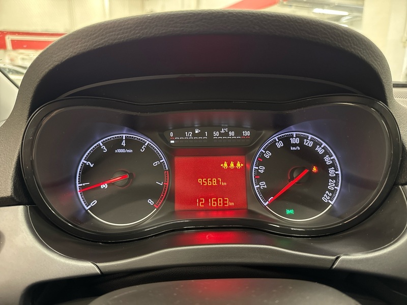 Opel Corsa vaihtoauto