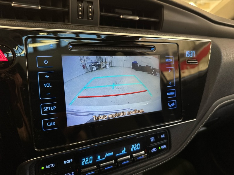 Toyota Auris vaihtoauto