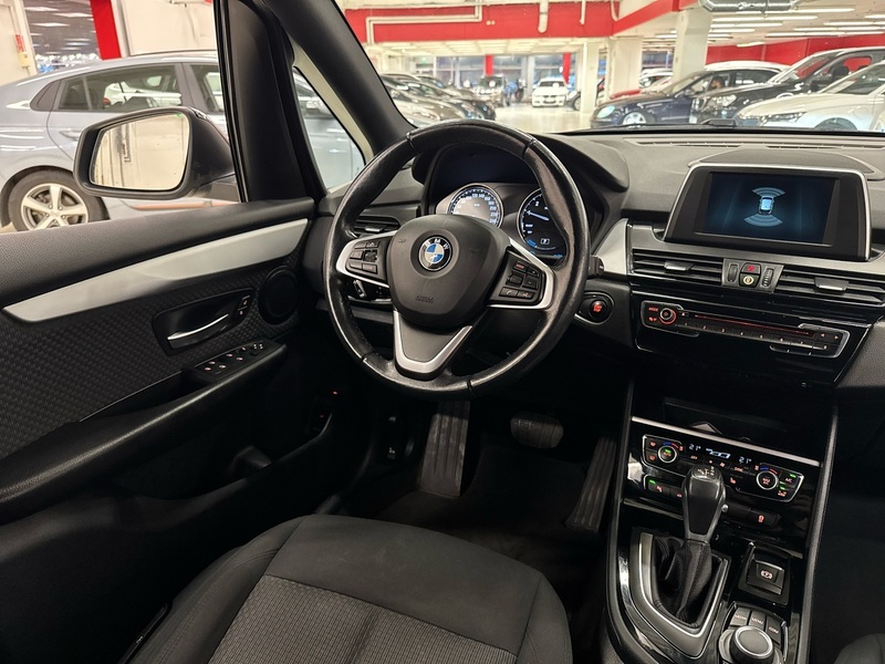 BMW 225 vaihtoauto