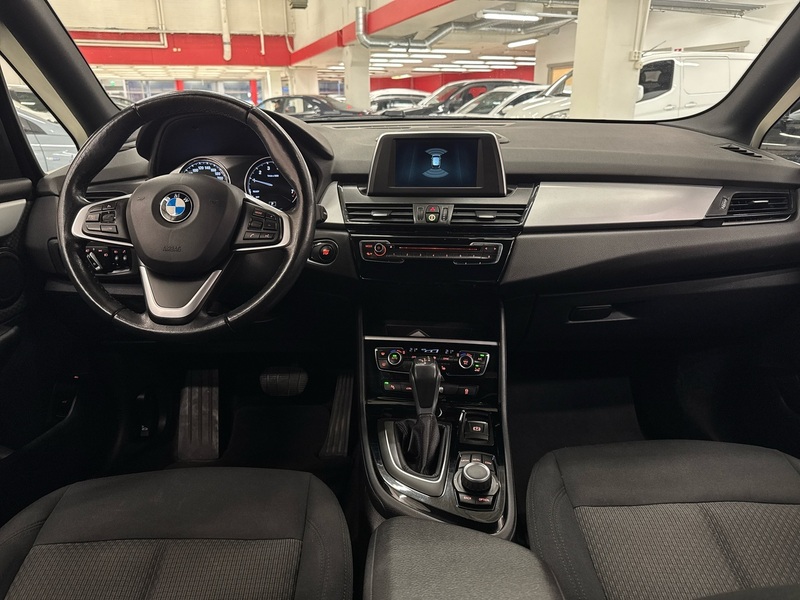 BMW 225 vaihtoauto