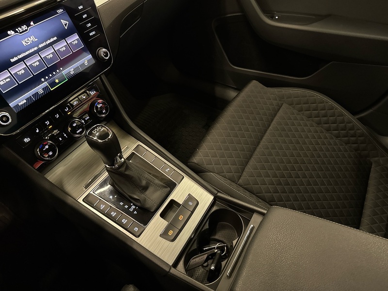 Skoda Superb vaihtoauto