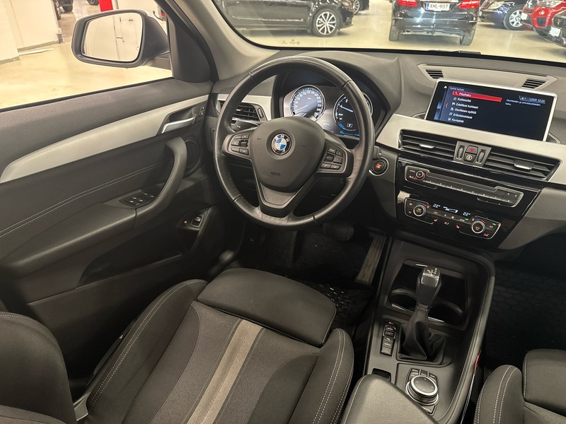 BMW X1 vaihtoauto