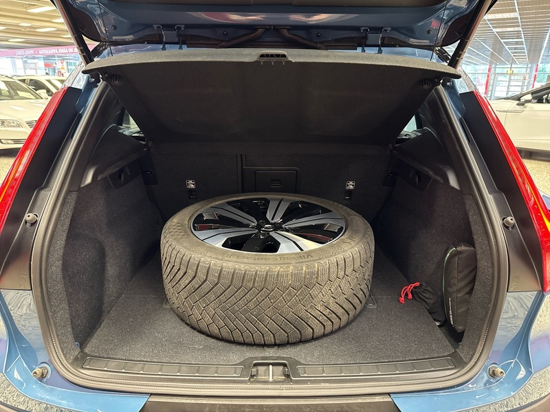 Volvo EX40 vaihtoauto