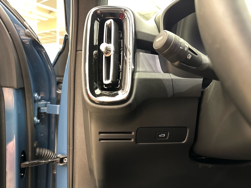 Volvo EX40 vaihtoauto