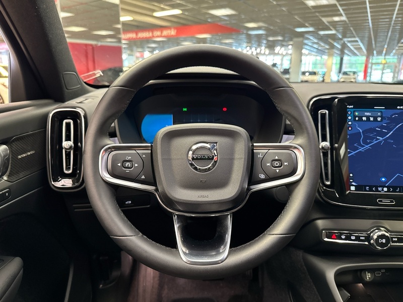 Volvo EX40 vaihtoauto
