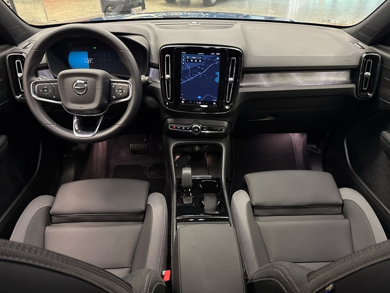 Volvo EX40 vaihtoauto