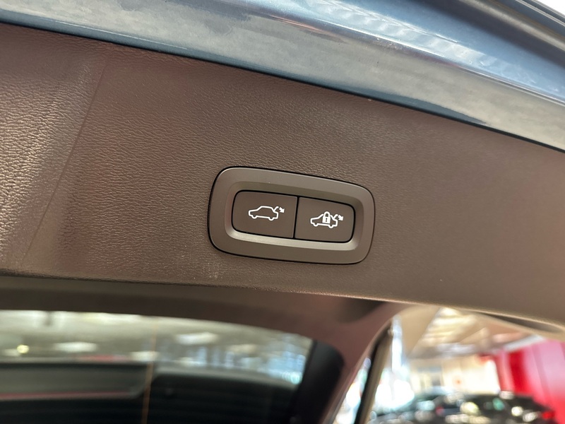 Volvo EX40 vaihtoauto