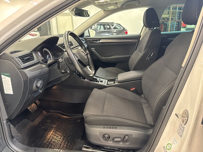 Skoda Superb vaihtoauto