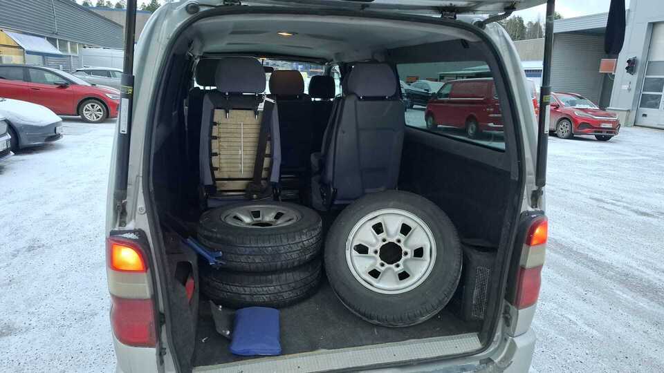 Toyota Hiace vaihtoauto