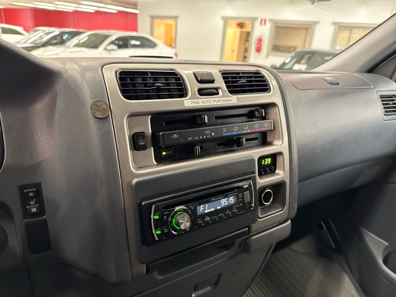 Toyota Hiace vaihtoauto