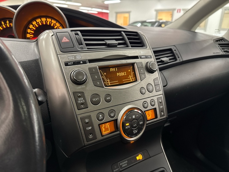 Toyota Verso vaihtoauto