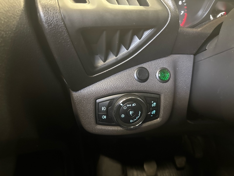 Ford Transit Connect vaihtoauto