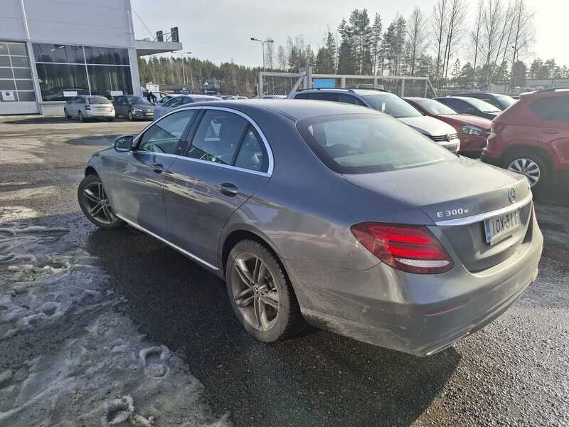 Mercedes-Benz E vaihtoauto