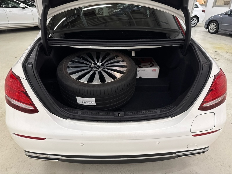 Mercedes-Benz E vaihtoauto