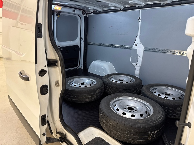 Renault Trafic vaihtoauto