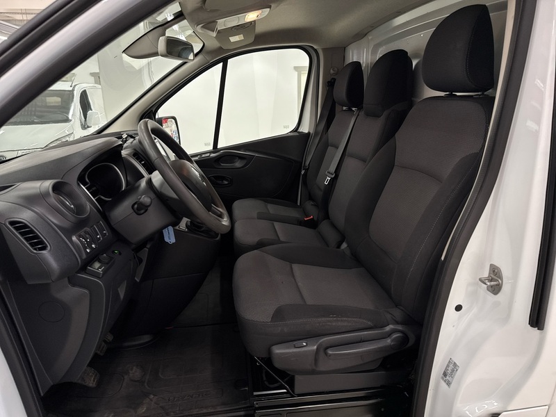 Renault Trafic vaihtoauto