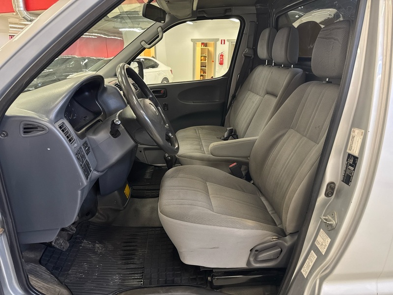 Toyota Hiace vaihtoauto