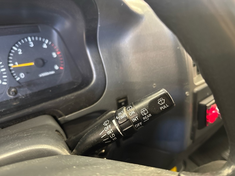 Toyota Hiace vaihtoauto