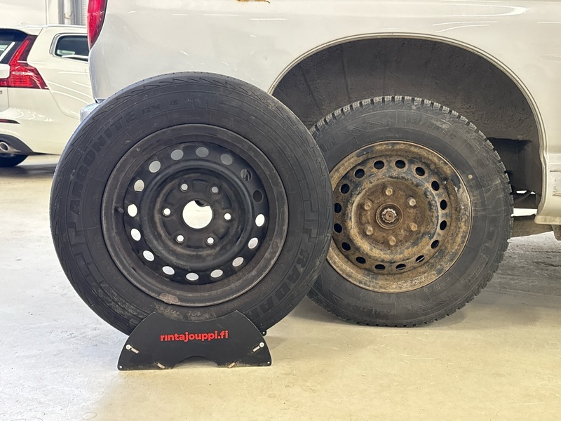 Toyota Hiace vaihtoauto