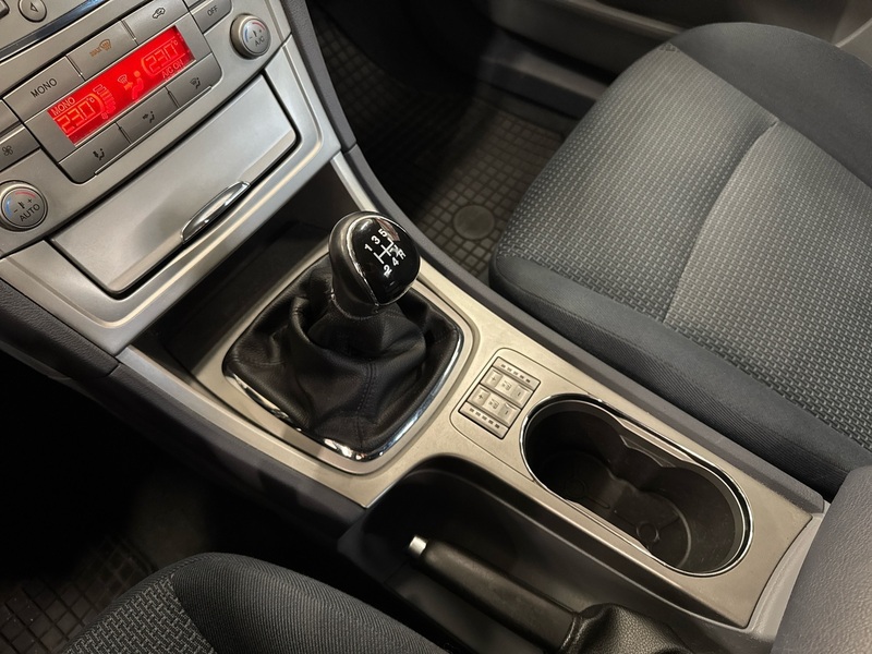 Ford Mondeo vaihtoauto