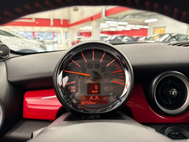 Mini Cooper vaihtoauto