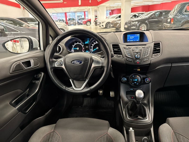 Ford Fiesta vaihtoauto