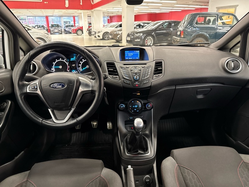 Ford Fiesta vaihtoauto