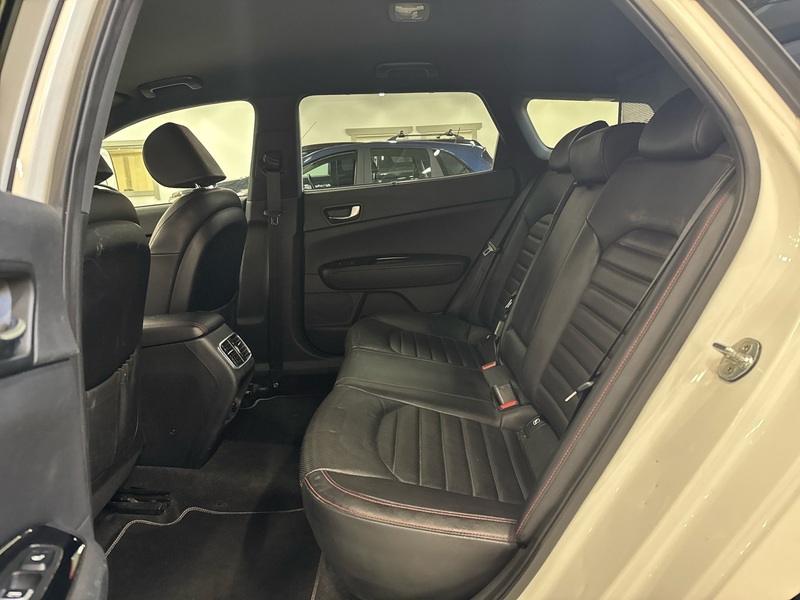 Kia Optima vaihtoauto