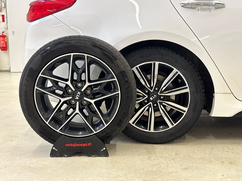 Kia Optima vaihtoauto