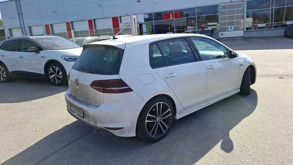 Volkswagen Golf vaihtoauto