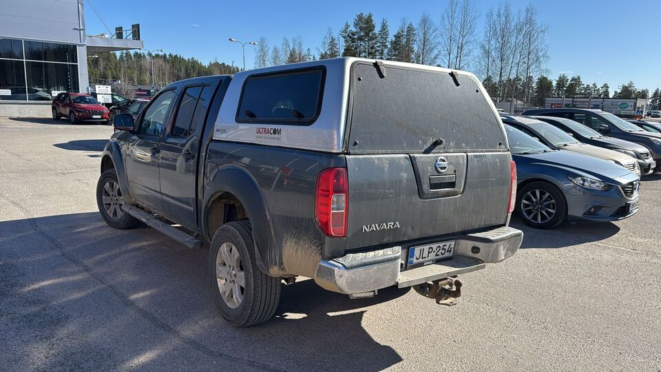 Nissan Navara vaihtoauto