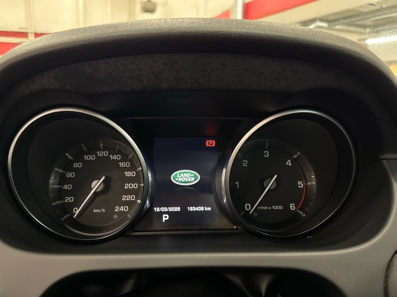 Land Rover Discovery vaihtoauto