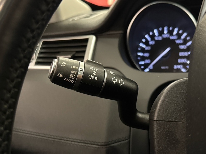 Land Rover Discovery vaihtoauto