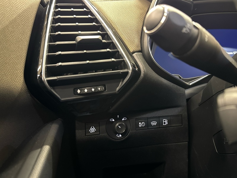 DS 7 Crossback vaihtoauto