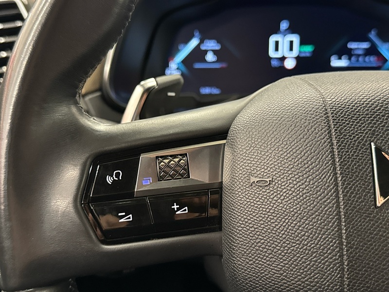 DS 7 Crossback vaihtoauto