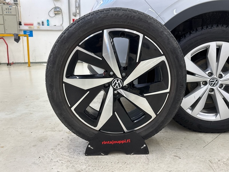 Volkswagen ID.4 vaihtoauto