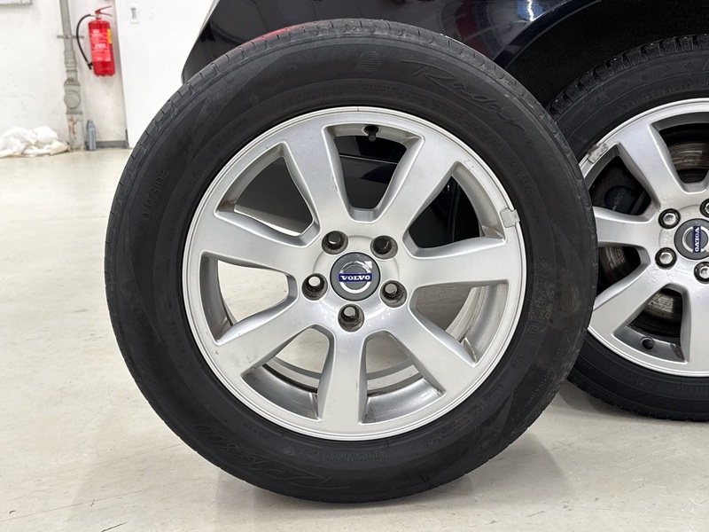 Volvo V70 vaihtoauto