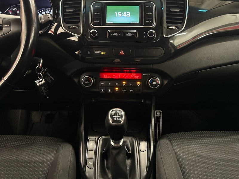 Kia Carens vaihtoauto