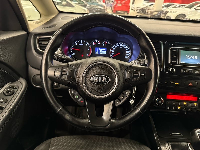 Kia Carens vaihtoauto