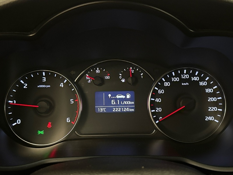 Kia Carens vaihtoauto