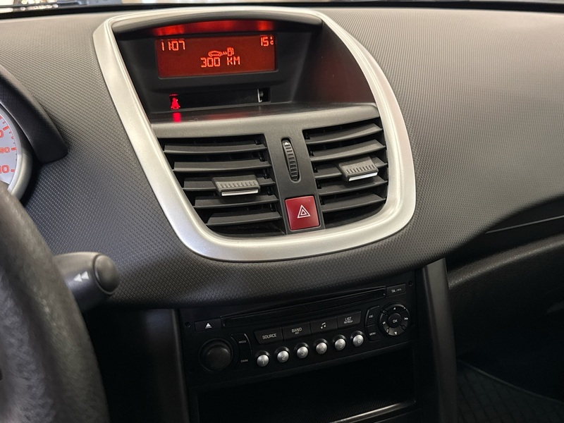 Peugeot 207 vaihtoauto