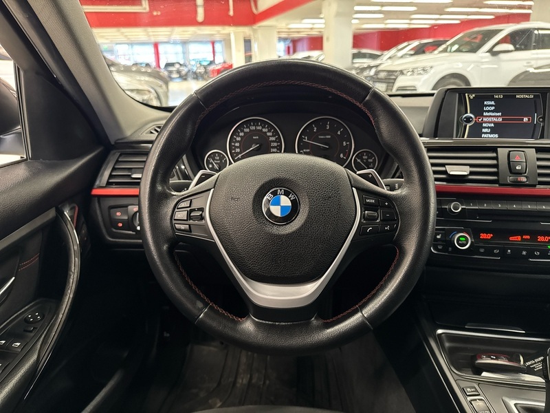 BMW 320 vaihtoauto
