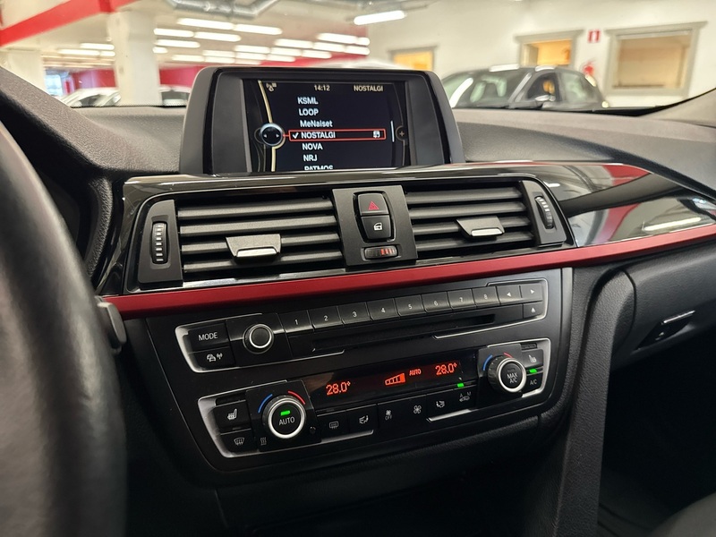 BMW 320 vaihtoauto