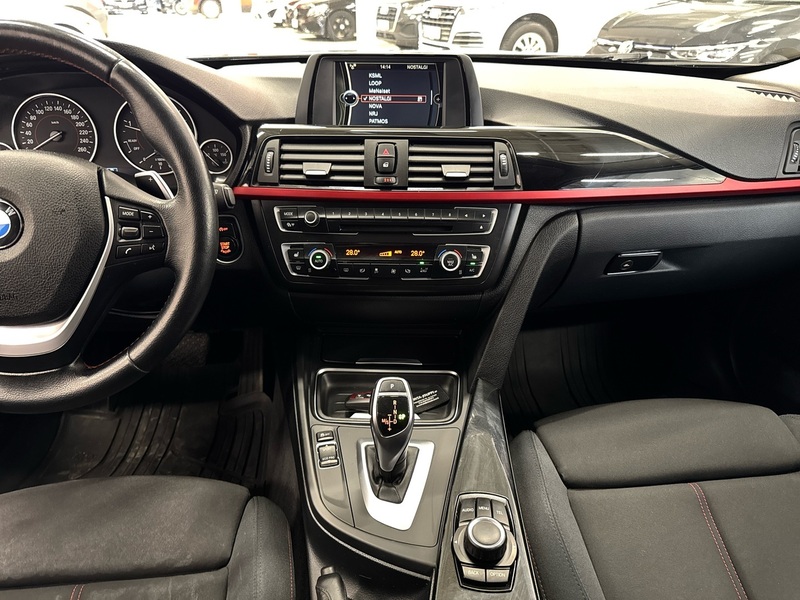 BMW 320 vaihtoauto
