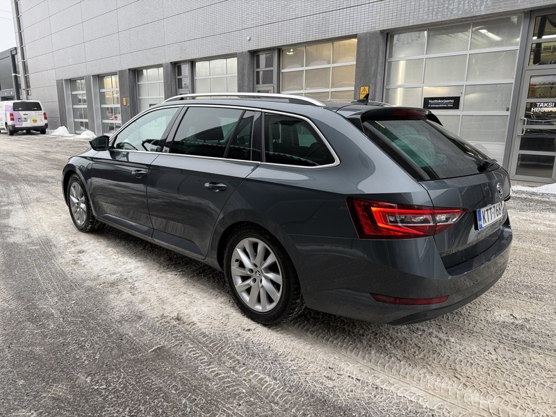 Skoda Superb vaihtoauto
