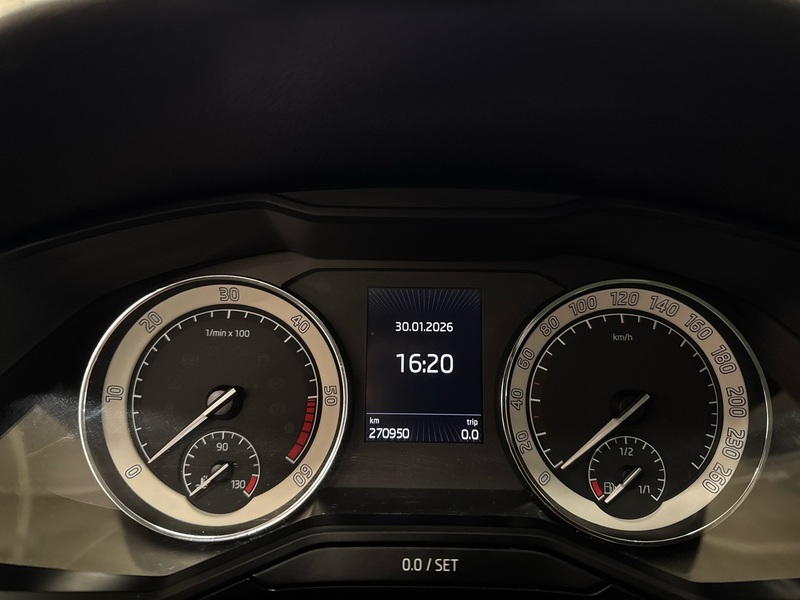 Skoda Superb vaihtoauto