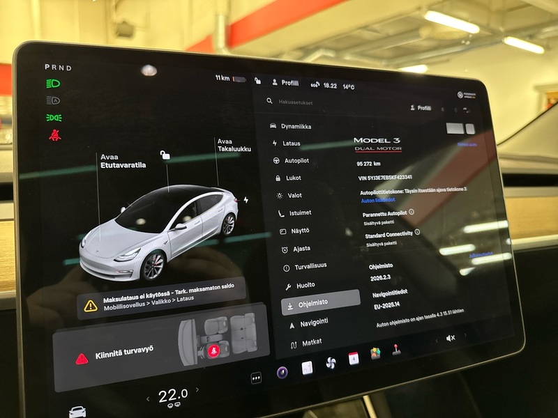 Tesla Model 3 vaihtoauto