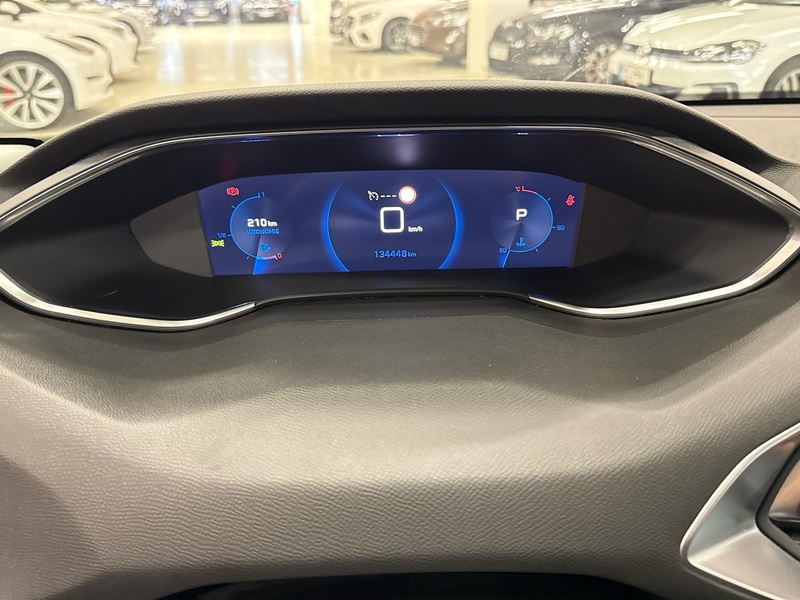 Peugeot 308 vaihtoauto