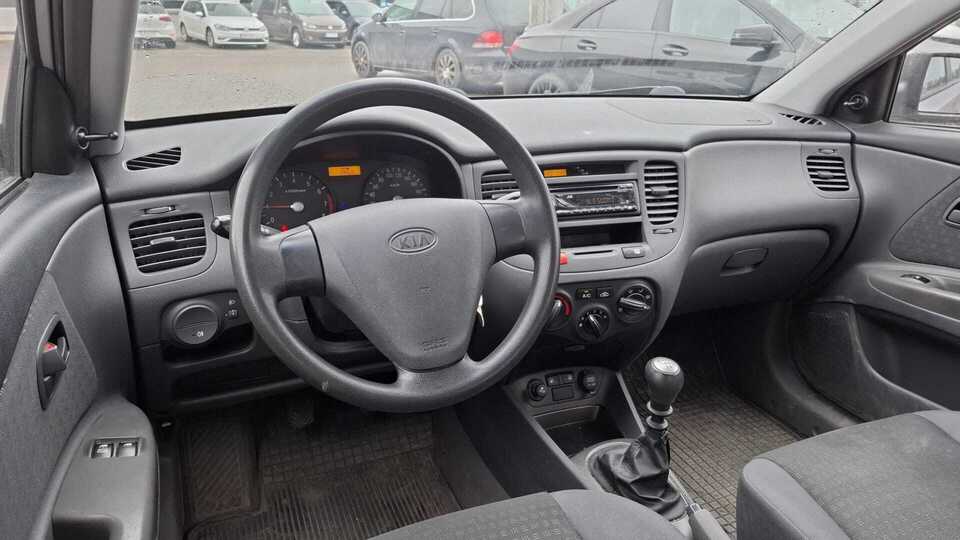 Kia Rio vaihtoauto