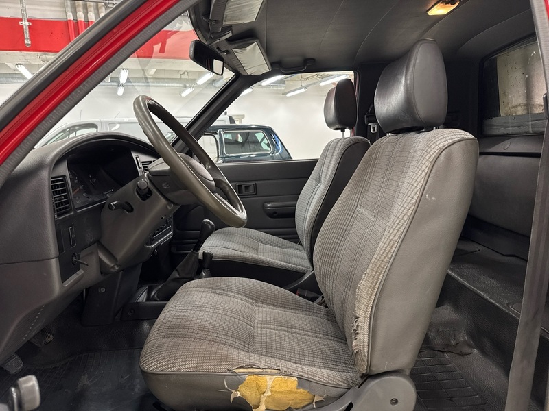 Toyota Hilux vaihtoauto